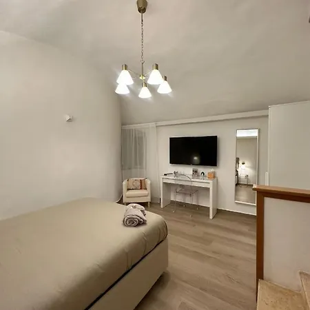 Paura Guest house *